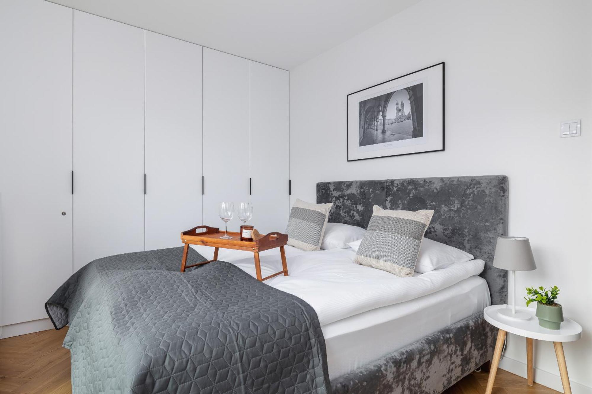 Lux Apartments Kosciuszki 39 With Parking By Renters Prestige Красков Екстериор снимка